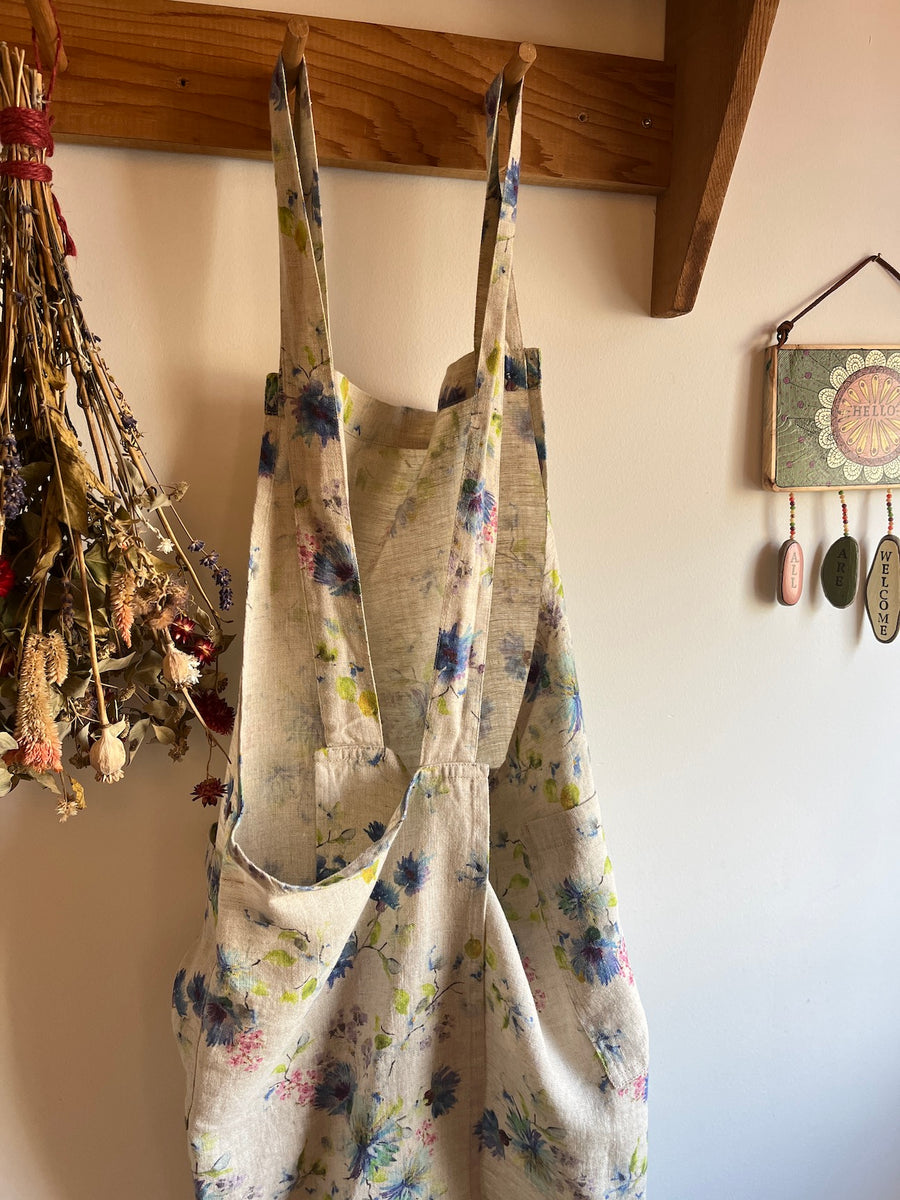 Linen Crossback Apron – Pink Moon Goods