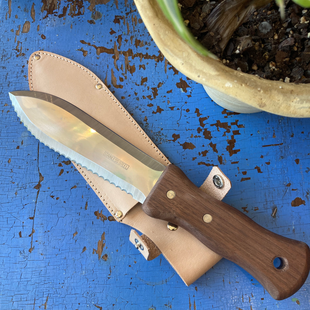 Hori Hori Gardening Knife | With Leather Case - Pink Moon Goods