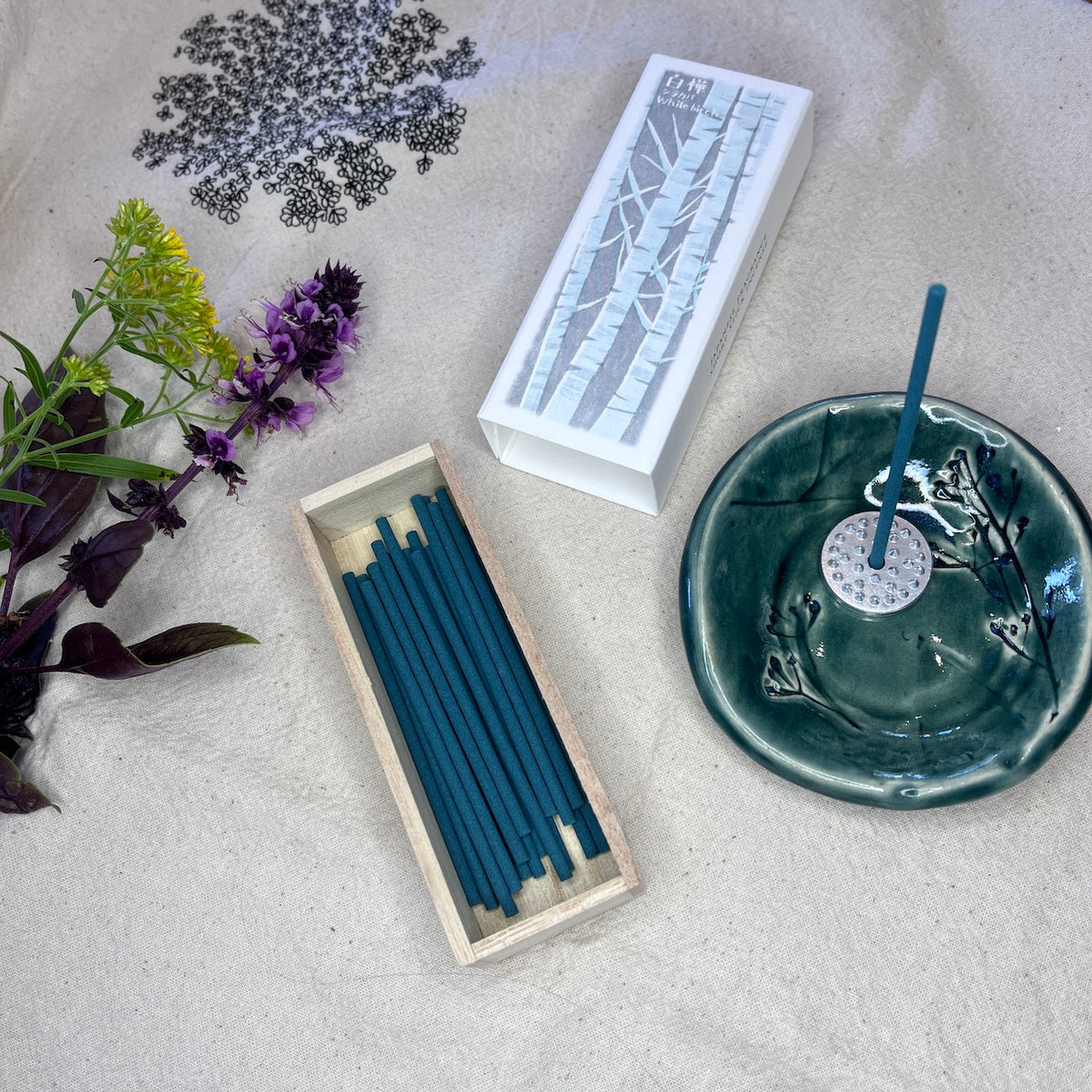 White Birch Short Stick Japanese Incense – Pink Moon Goods