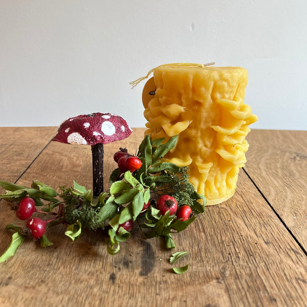 Oyster Mushroom | Sculpted Beeswax Candle