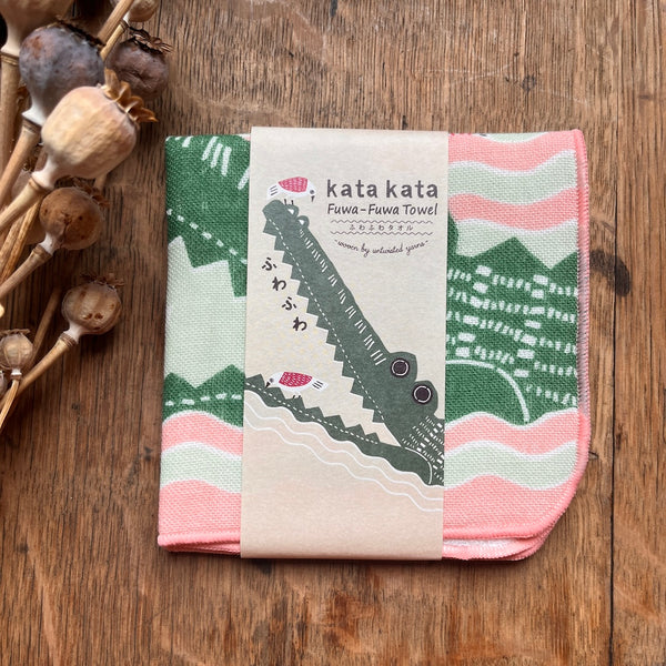 Alligator Fuwa-Fuwa Towel - Pink