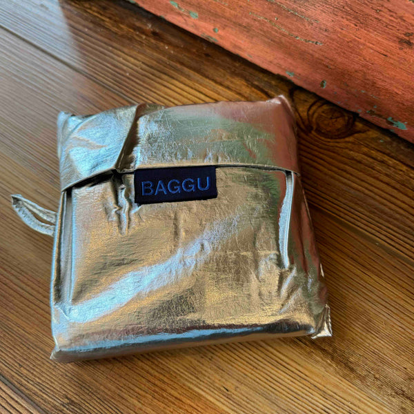 Metallic Silver | Standard Baggu