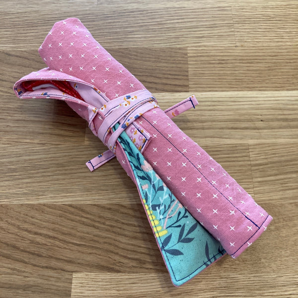 Beehive Garden Cutlery Wrap