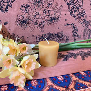 Pure Beeswax Votive Candle | Natural