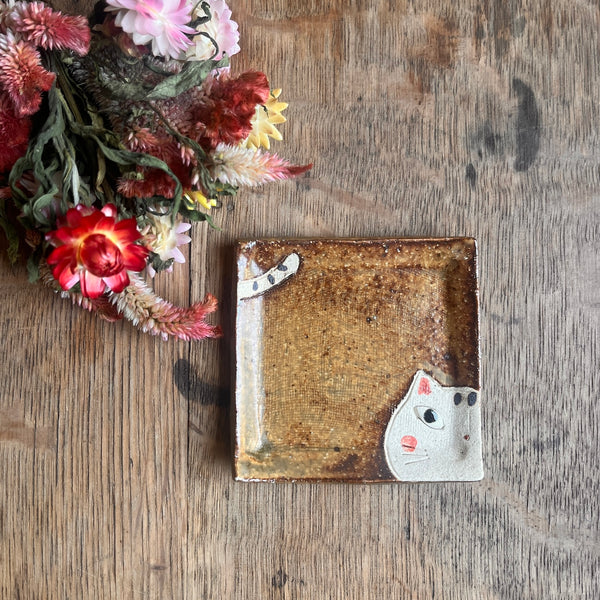 Cat-shaped Square Small Plate No. 08