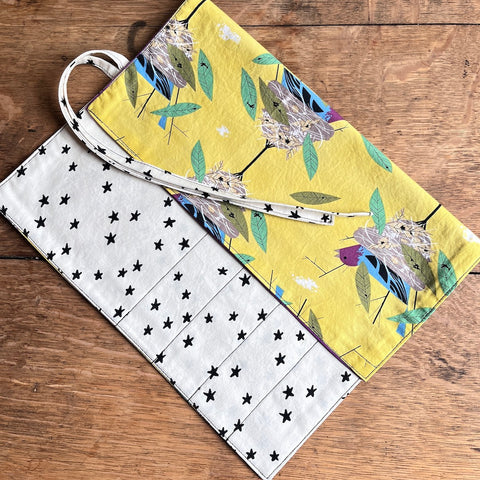 Charlie Harper Nesting Birds Cutlery Wrap