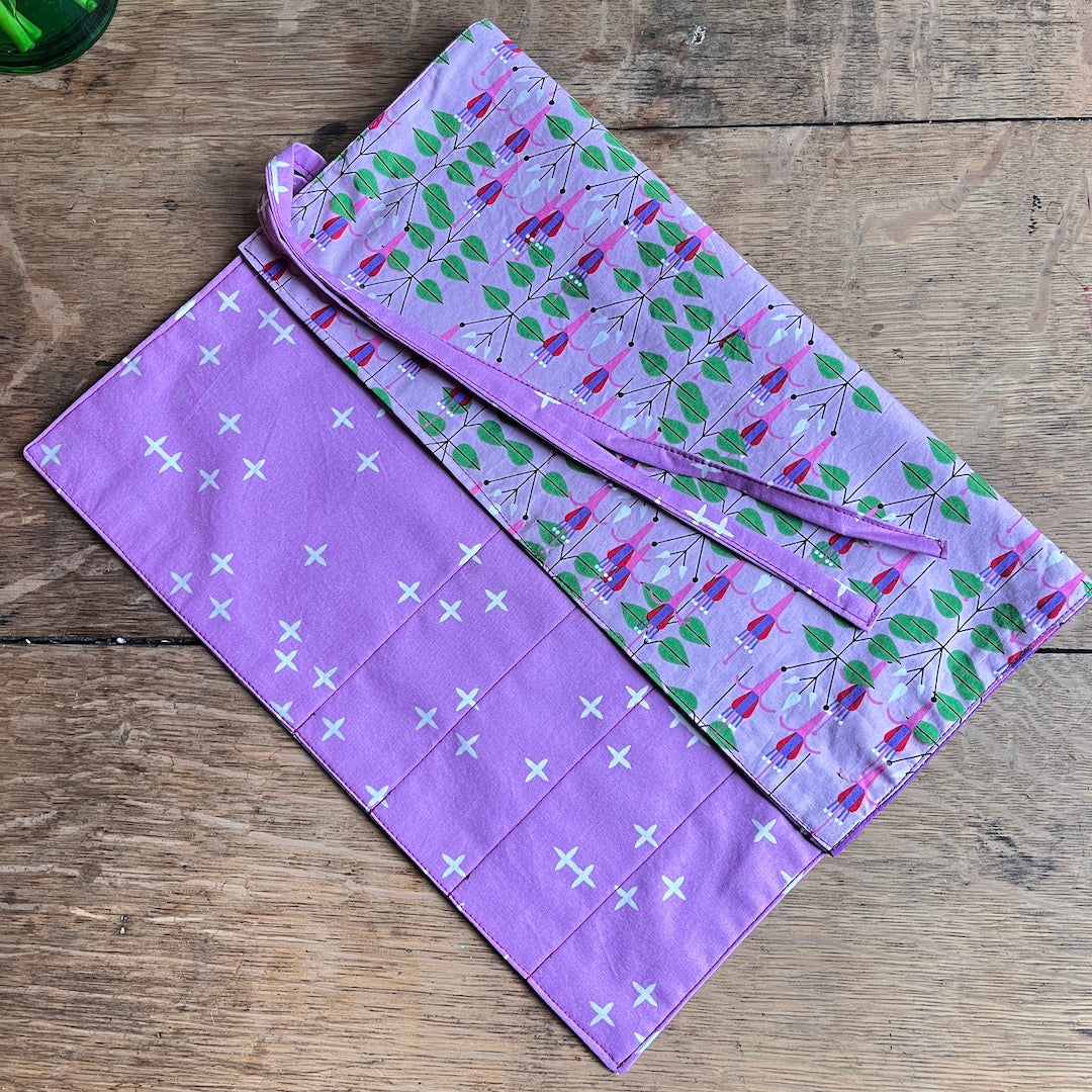 Charlie Harper Fuchsia Cutlery Wrap