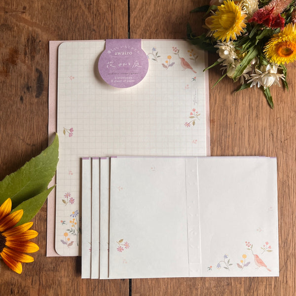 Awairo Sweetheart Letter Set - Flowers Swaying