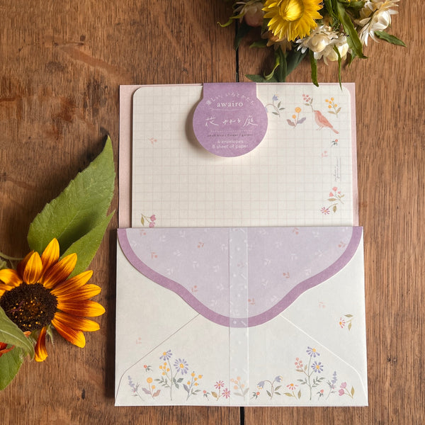Awairo Sweetheart Letter Set - Flowers Swaying