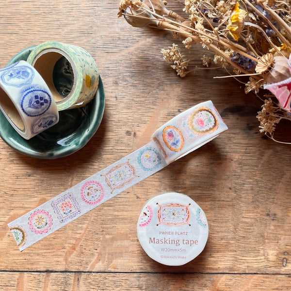 Gold Infused Flower Label | Nakauchi Waka Washi Tape