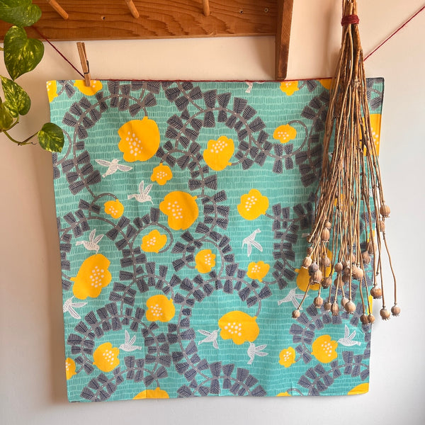 Hummingbird Green Furoshiki - Large