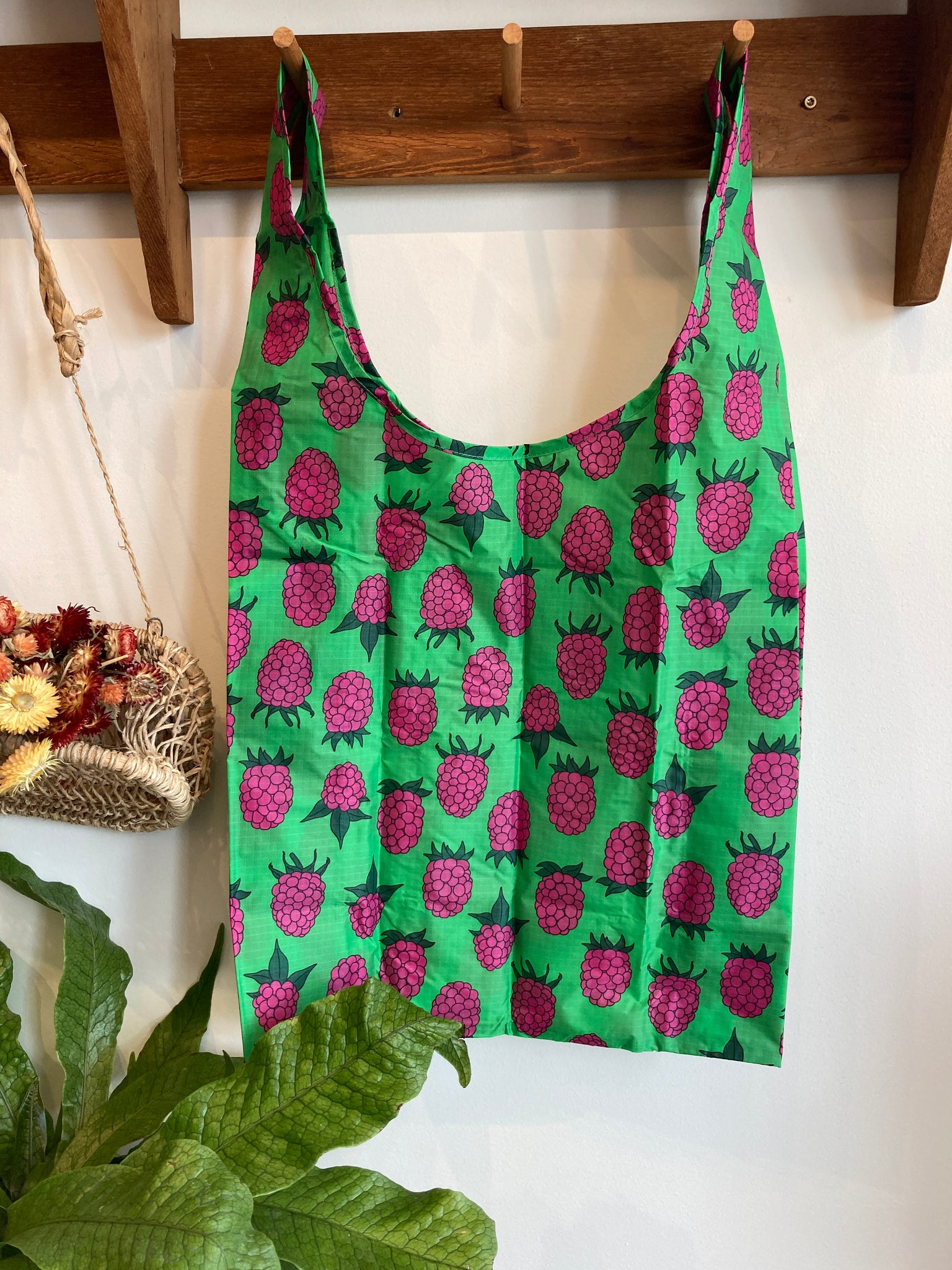 Green Raspberry | Standard Baggu