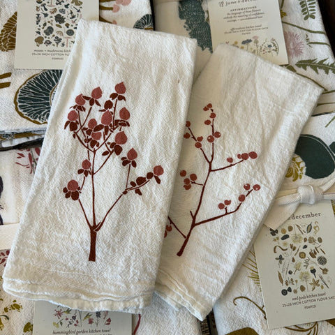 Winter Berries Cloth Napkin | Single
