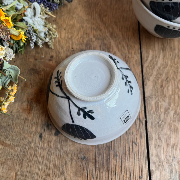 Monotone Flower Rice Bowl B