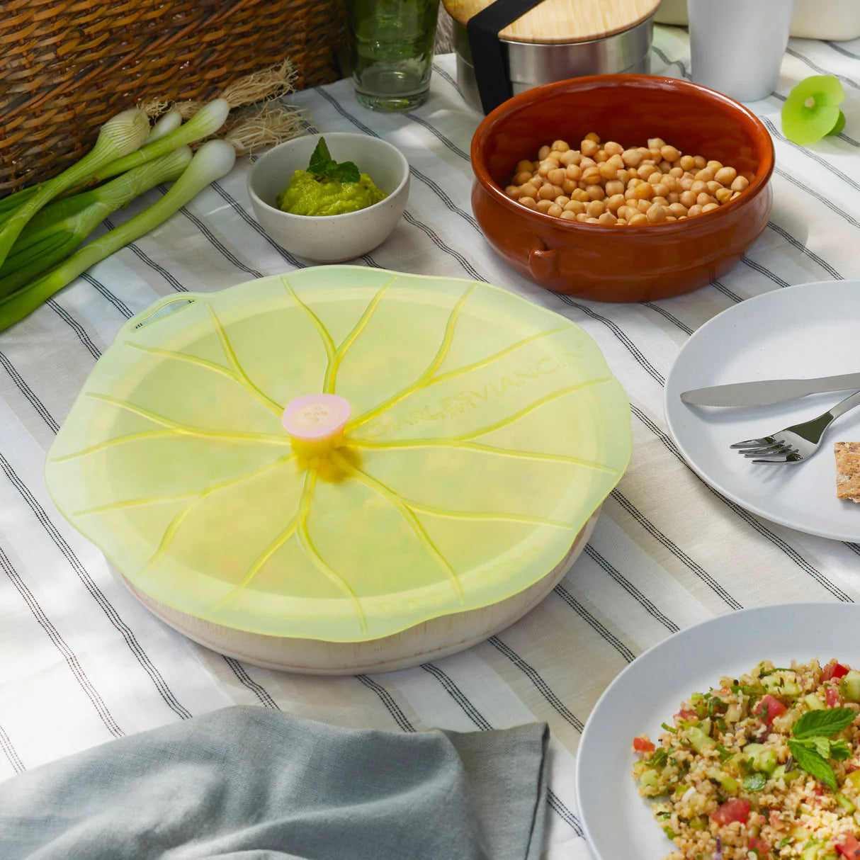 Lilypad Airtight Silicone Lid | 11"