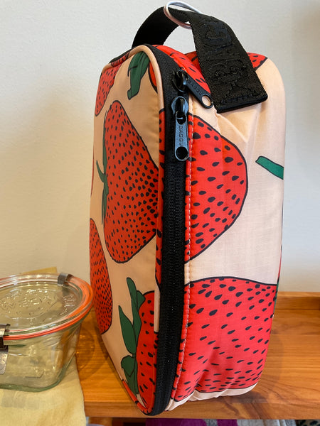 Baggu Strawberry | Lunch Box