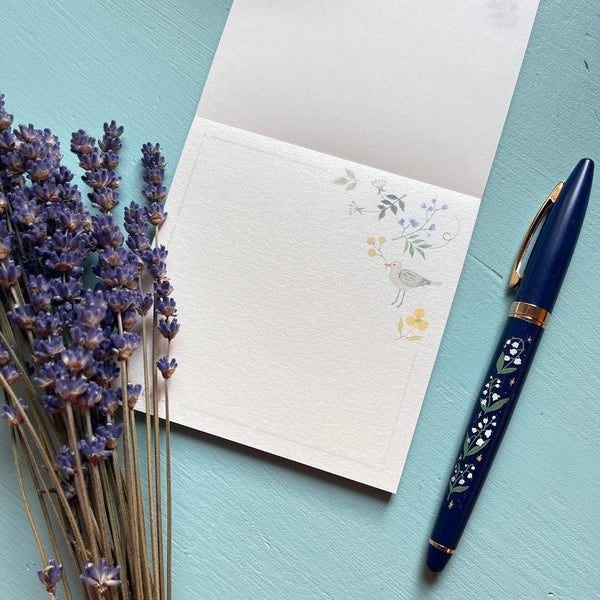 Michikusa | Cat, Bird, and Flowers Memo Pad