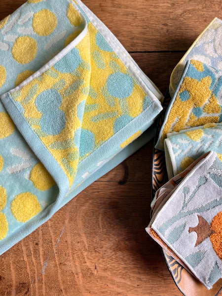 Mimosa in Blue | Imabari Towel