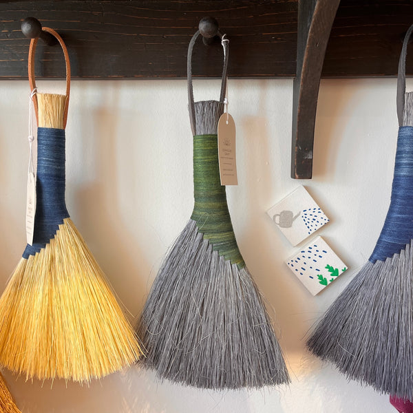 Natural Dye Tampico Wing Brush