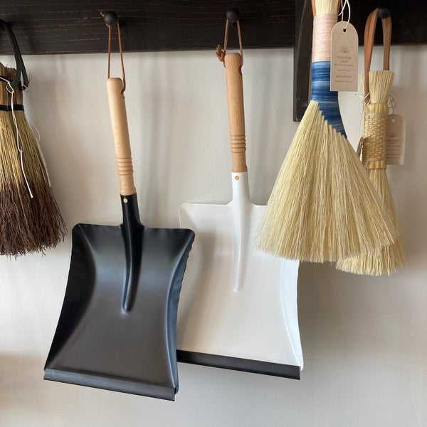 Metal Dustpan with Beechwood Handle