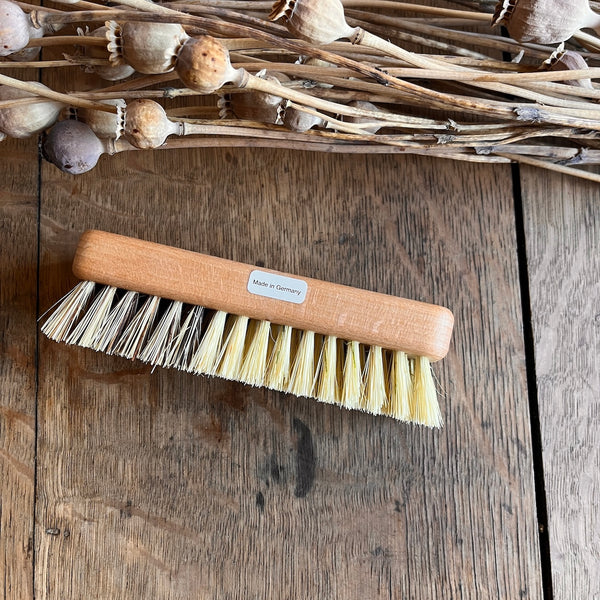 Vegetable Brush - Oiled Beechwood