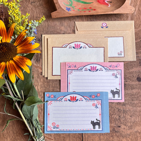 Retro Black Cat & Flower | Mini Letter Writing Set in Red