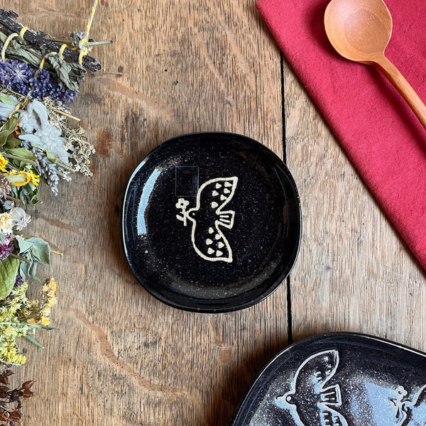 TORItoHA Square Small Bird Plate - Black Crystal