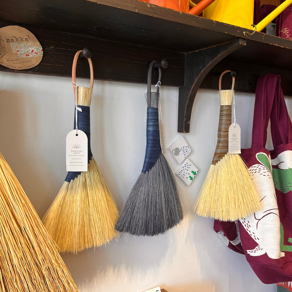 Natural Dye Tampico Wing Brush