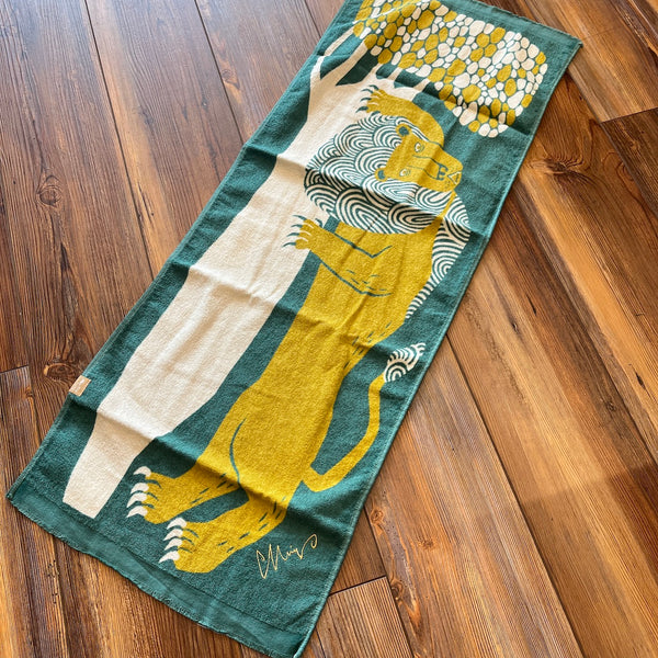 Repentant Solitary Lion Tenugui Imabari Towel