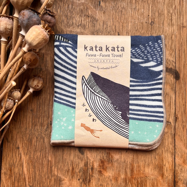 Fin Whale Fuwa-Fuwa Towel - Blue