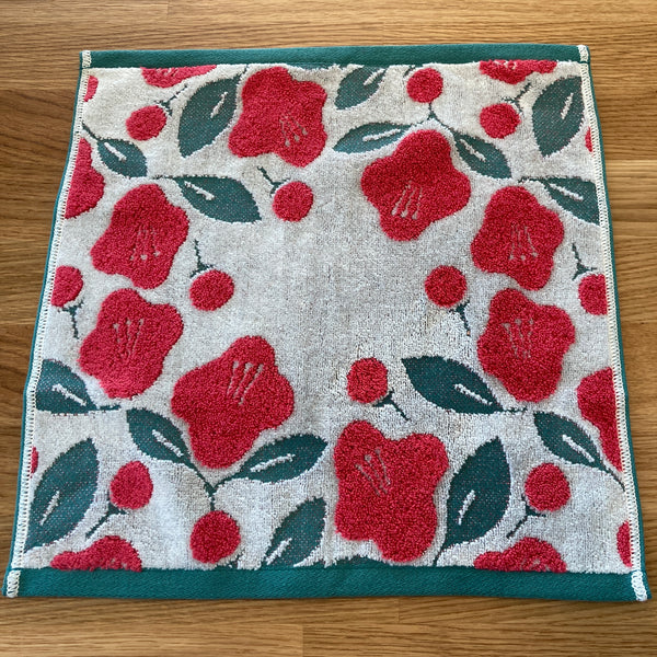 Tsubaki (Camellia) in Red | Imabari Towel