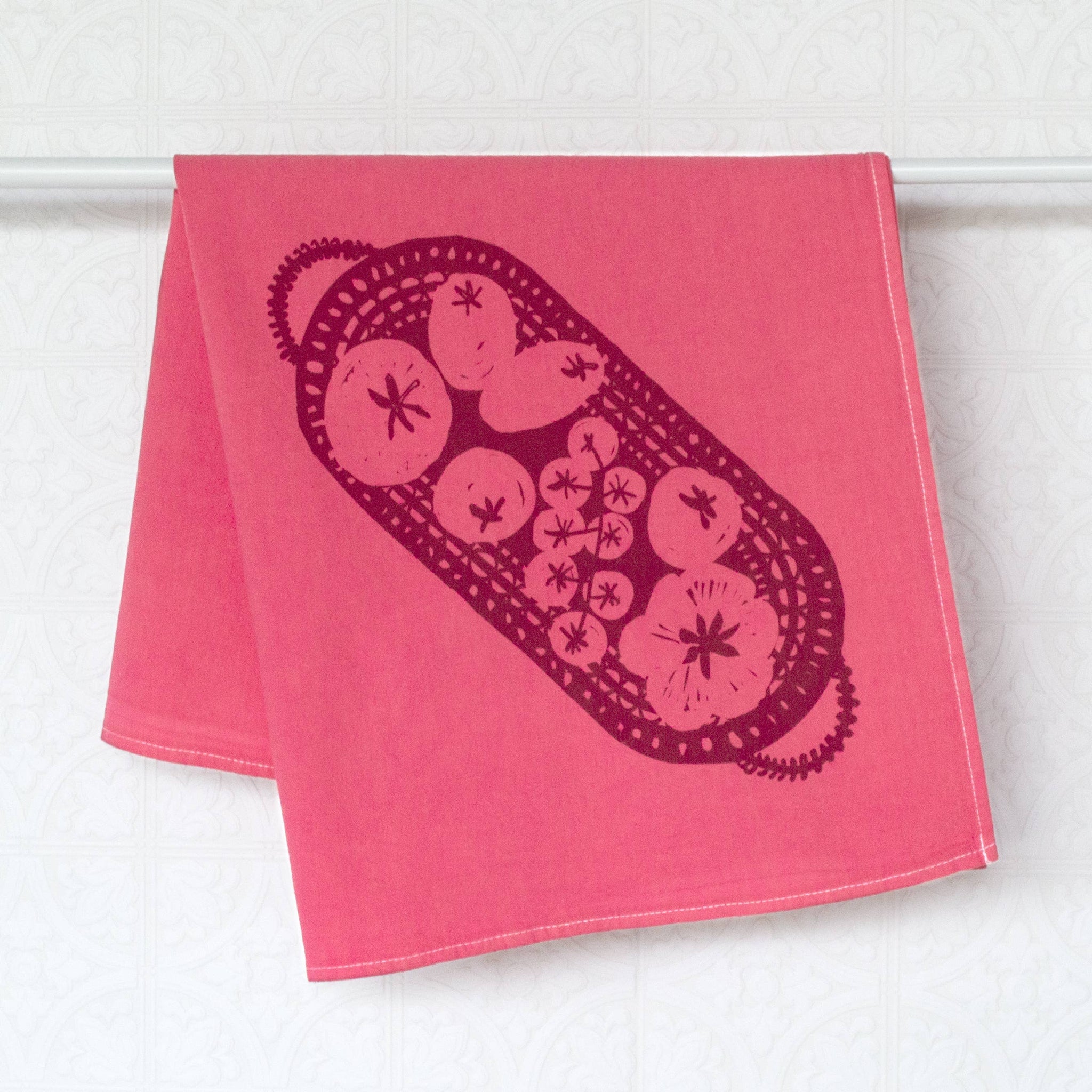 Garden Tomatoes Generous Kitchen Towel